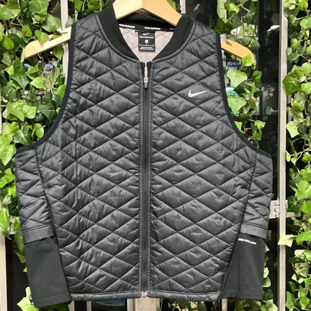 Women’s Nike Black Quilted Vest with Zipper
